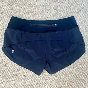 Women’s Lululemon shorts sz 4